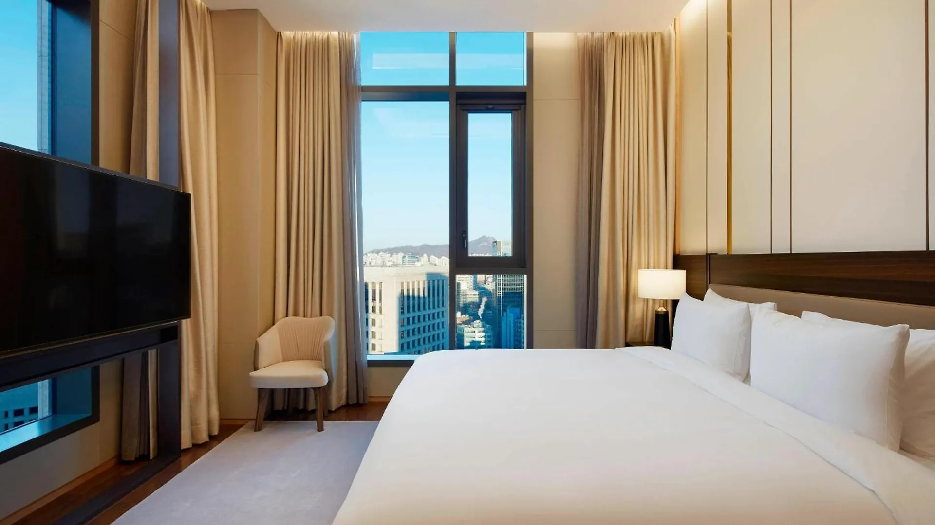 Hotel Aloft Seoul Myeongdong