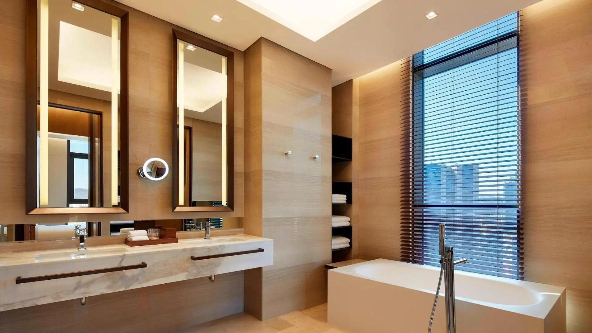 Hotel Aloft Seoul Myeongdong